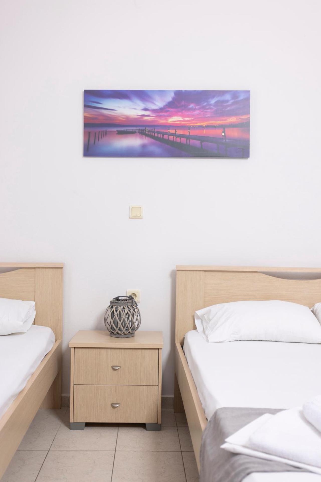 Ice Hot Rooms Pefkochori Exterior photo